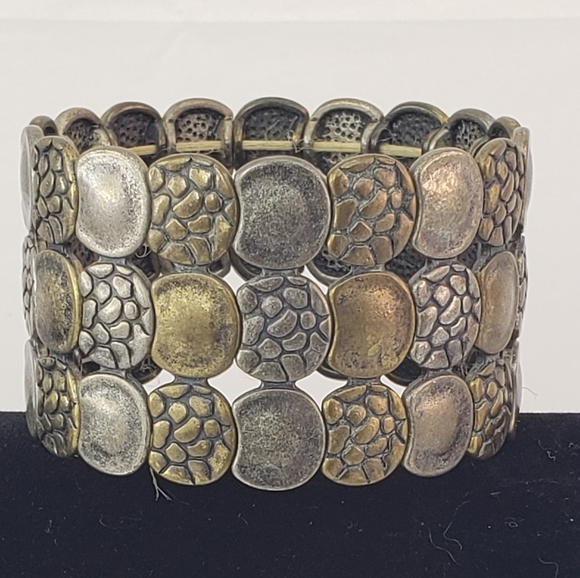 Tri-Color Wide Stretch Bracelet - Picture 8 of 9